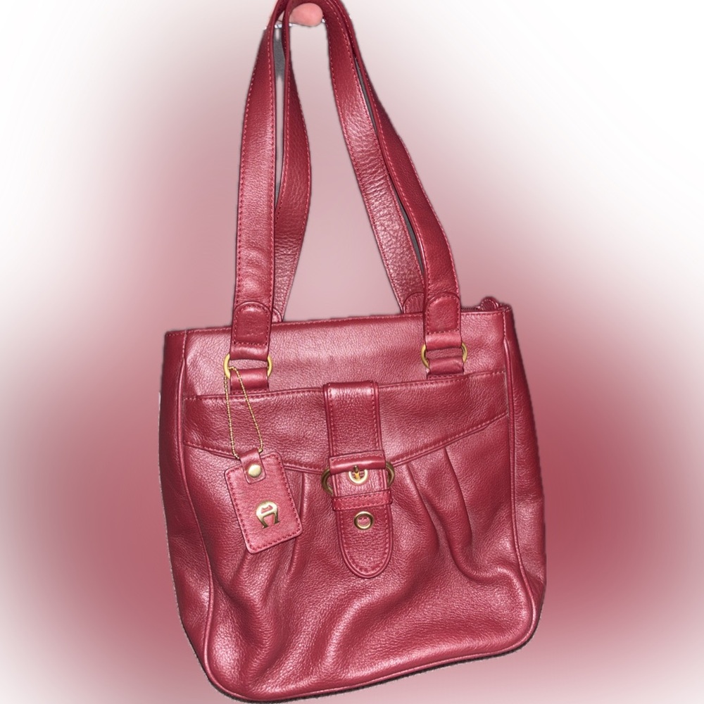Etienne Aigner Red Leather Shoulder Bag